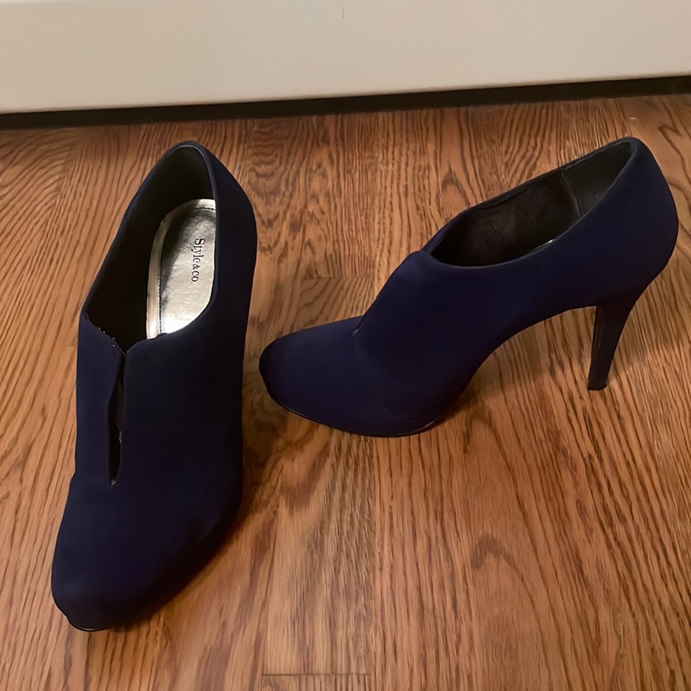 Style and co blue booties
